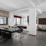 La Bianca Villa
